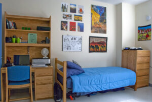 a clean dorm room